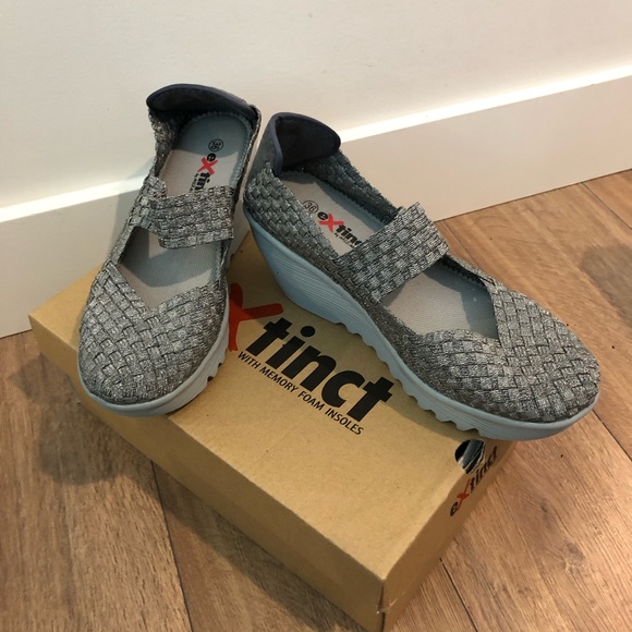 Stylish silver wedge shoes. No outside emailing of pics so don’t ask please. - Picture 3 of 5